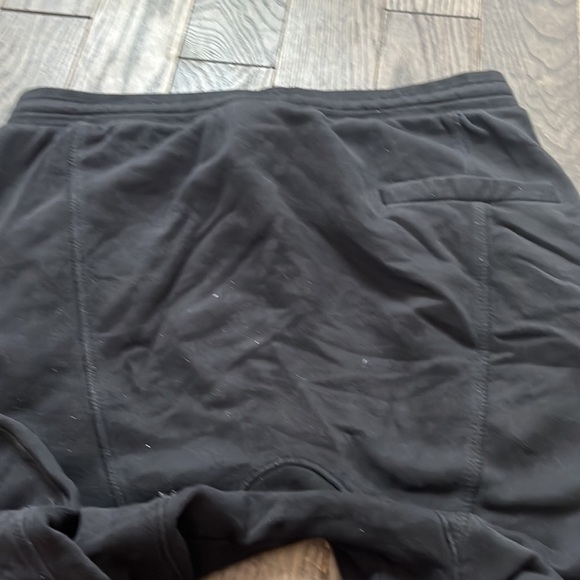 H&M divided sweatpants - Picture 4 of 4